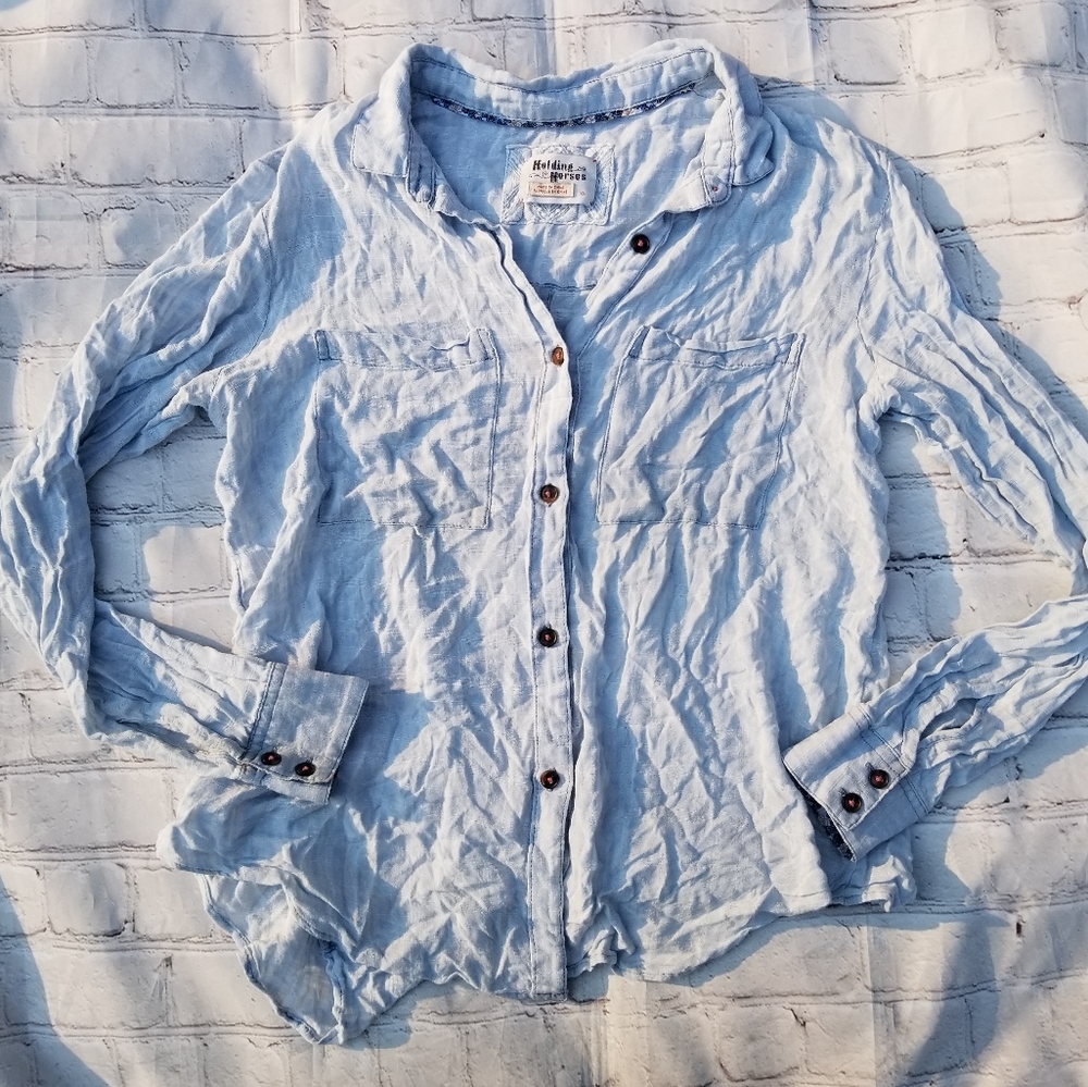 Anthro Holding Horses xs chambray button up top